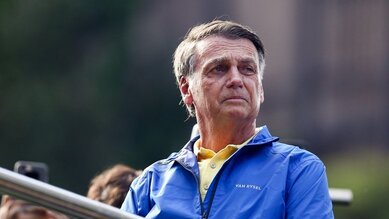 Imagem de capa para PGR entrega alegações finais contra Bolsonaro por trama golpista
