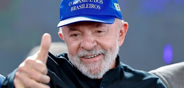 Imagem de capa para União Nacional contra tarifaço de Trump: O Brasil em defesa da democracia e da reeleição de Lula