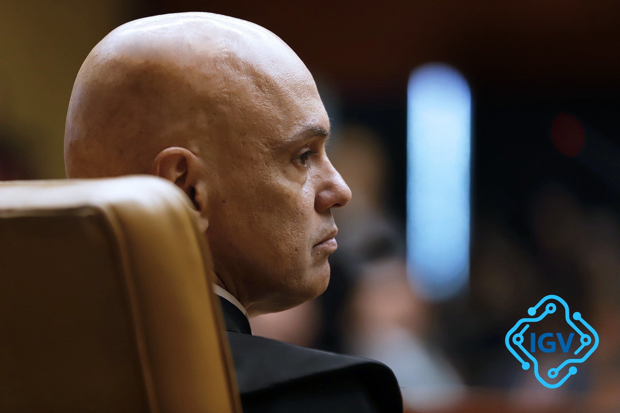 Imagem de capa para EUA revogam vistos de Alexandre de Moraes e aliados: Conflito político entre Brasil e Estados Unidos esquenta