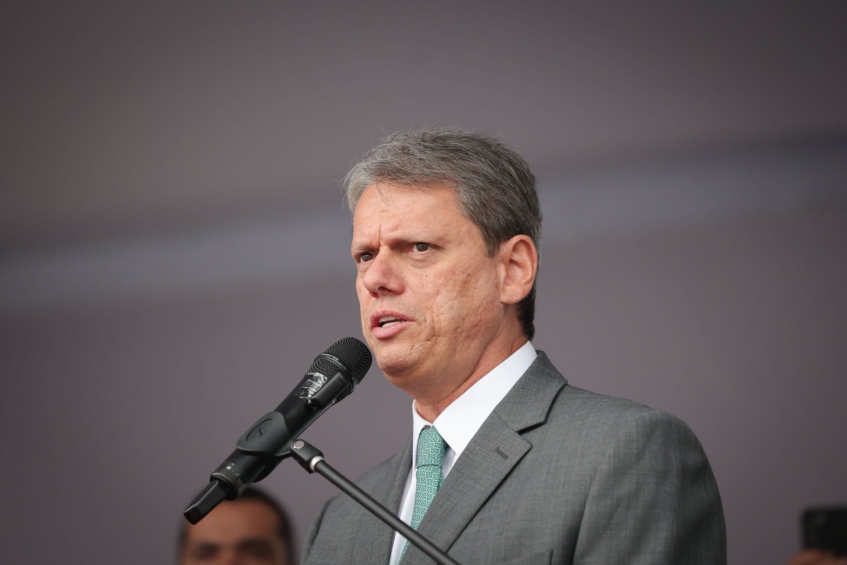 Imagem de capa para Tarcísio defende diálogo em negociações sobre tarifas com EUA