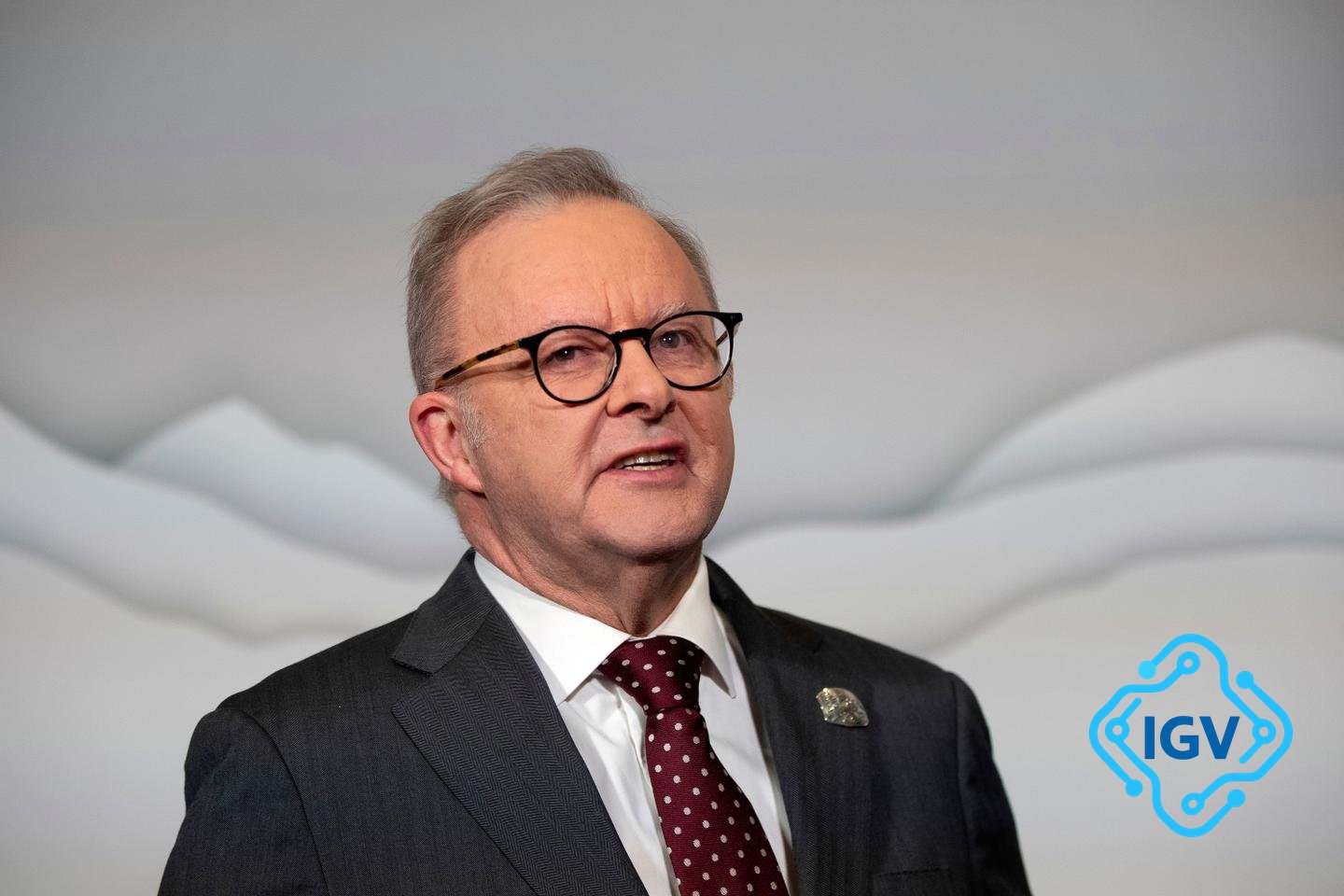 Imagem de capa para Gestão de Relações Internacionais: Anthony Albanese Recruta História para Confrontar Trump