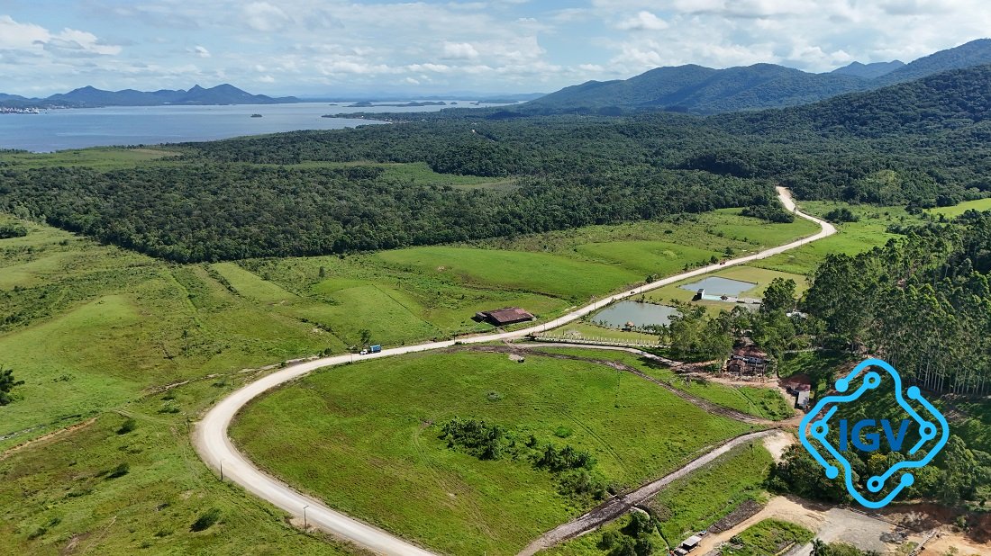 Imagem de capa para Retomada do Asfaltamento da Estrada Litorânea entre São Francisco do Sul e Itapoá Fica Mais Próxima