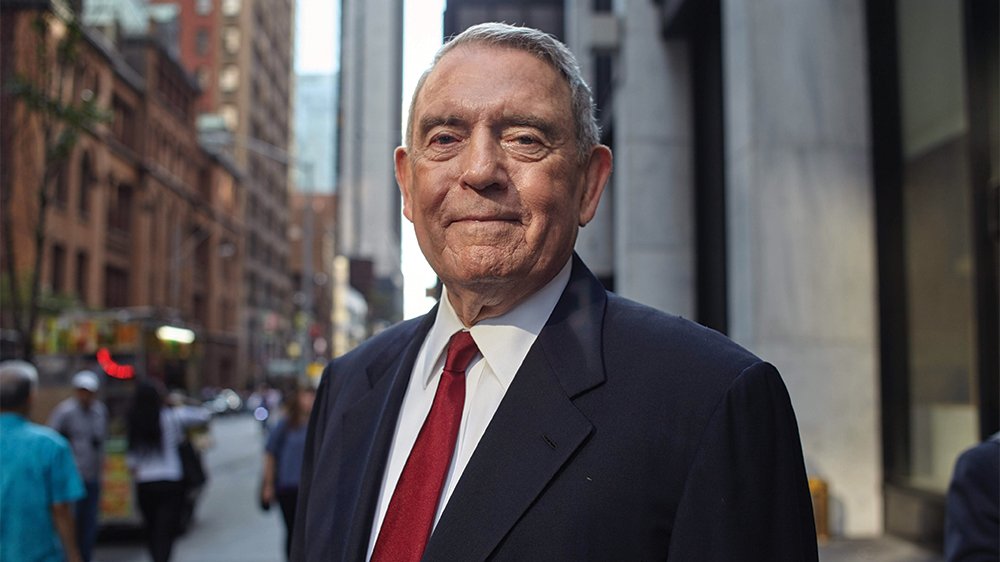 Imagem de capa para Dan Rather Critica Acordo de 16 Milhões da Paramount com Governo Trump