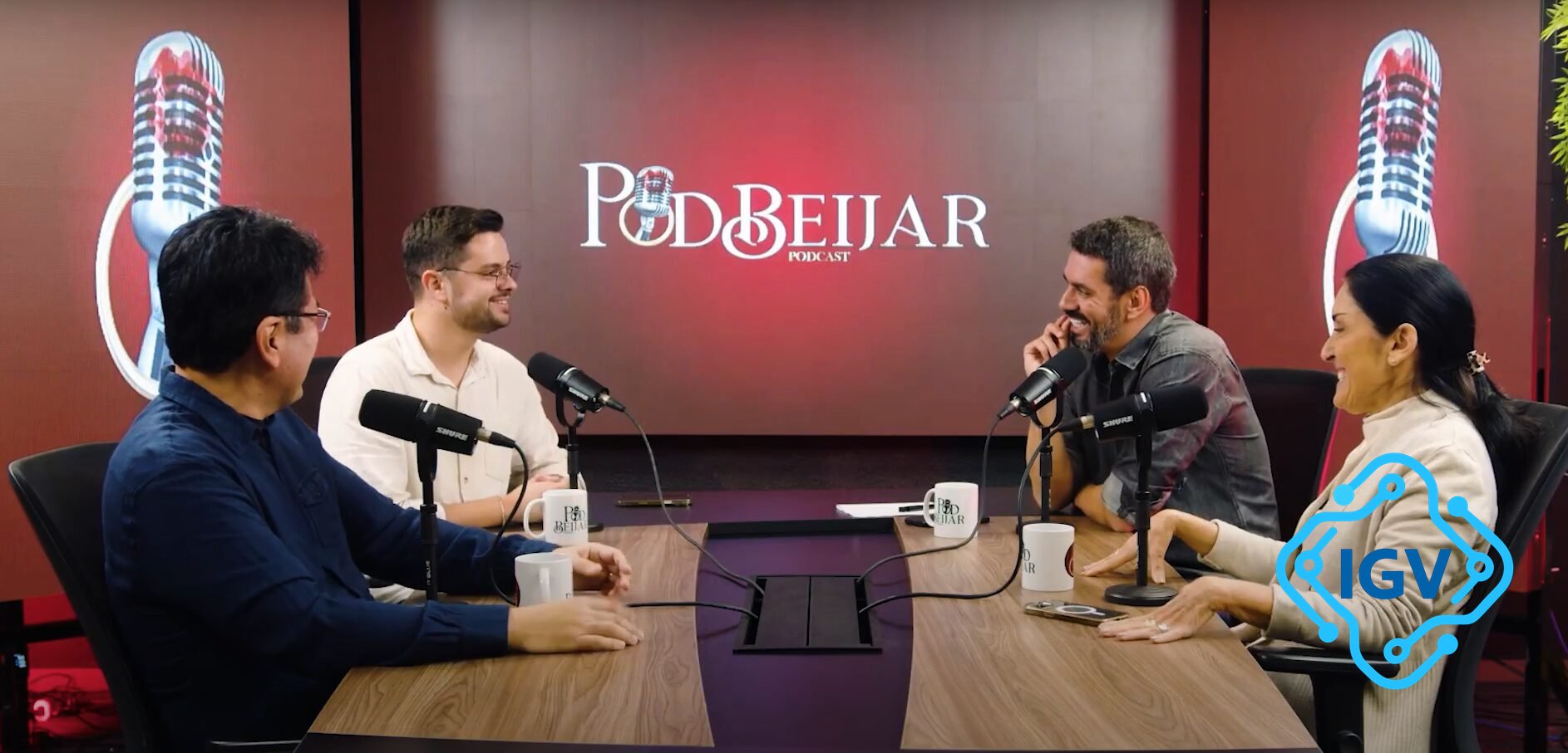 Imagem de capa para Marketing Digital e Casamentos: Descubra como se Conectam no Novo Episódio do PodBeijar