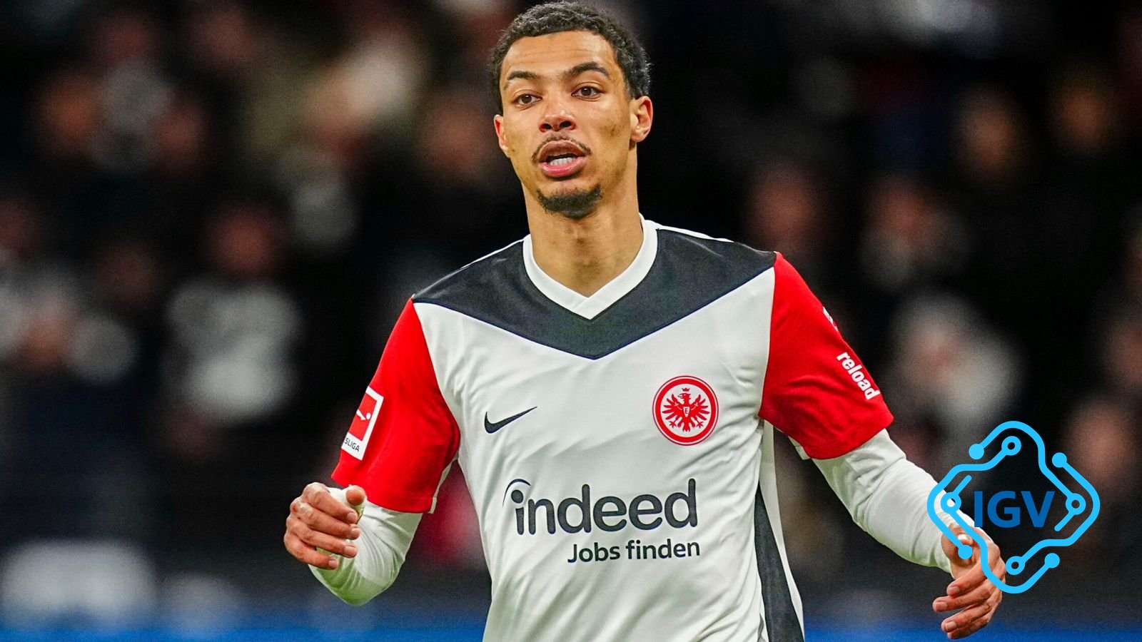 Imagem de capa para Liverpool Paga £69M Fixo por Hugo Ekitike; Negociações Continuam por Bônus