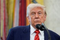 Imagem de capa para Trump Justifica Tarifas ao Brasil: 'Queremos Dinheiro nos EUA'