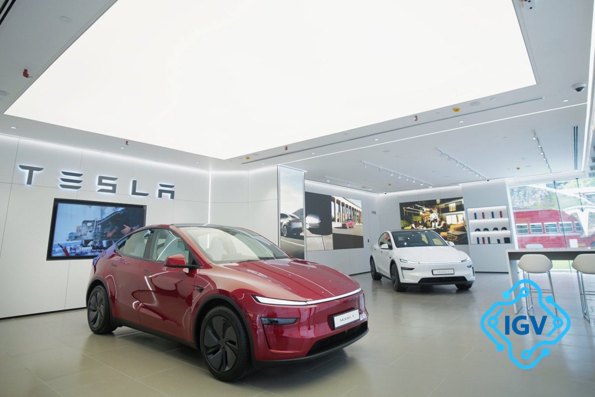 Imagem de capa para Tesla lança showroom na Índia, mas entusiastas perdem a paciência